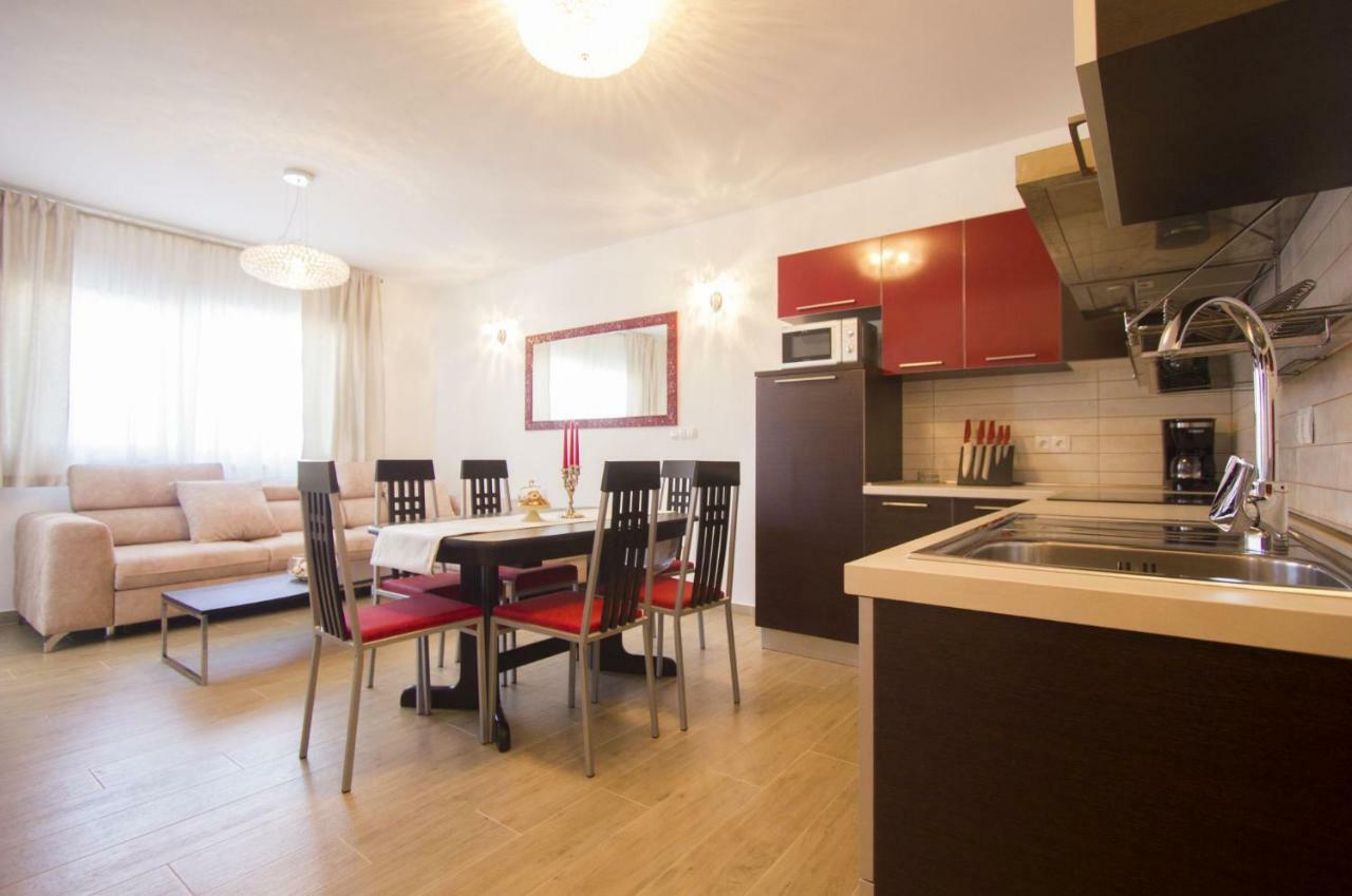 Paradise Lux Apartment Trogir Ngoại thất bức ảnh
