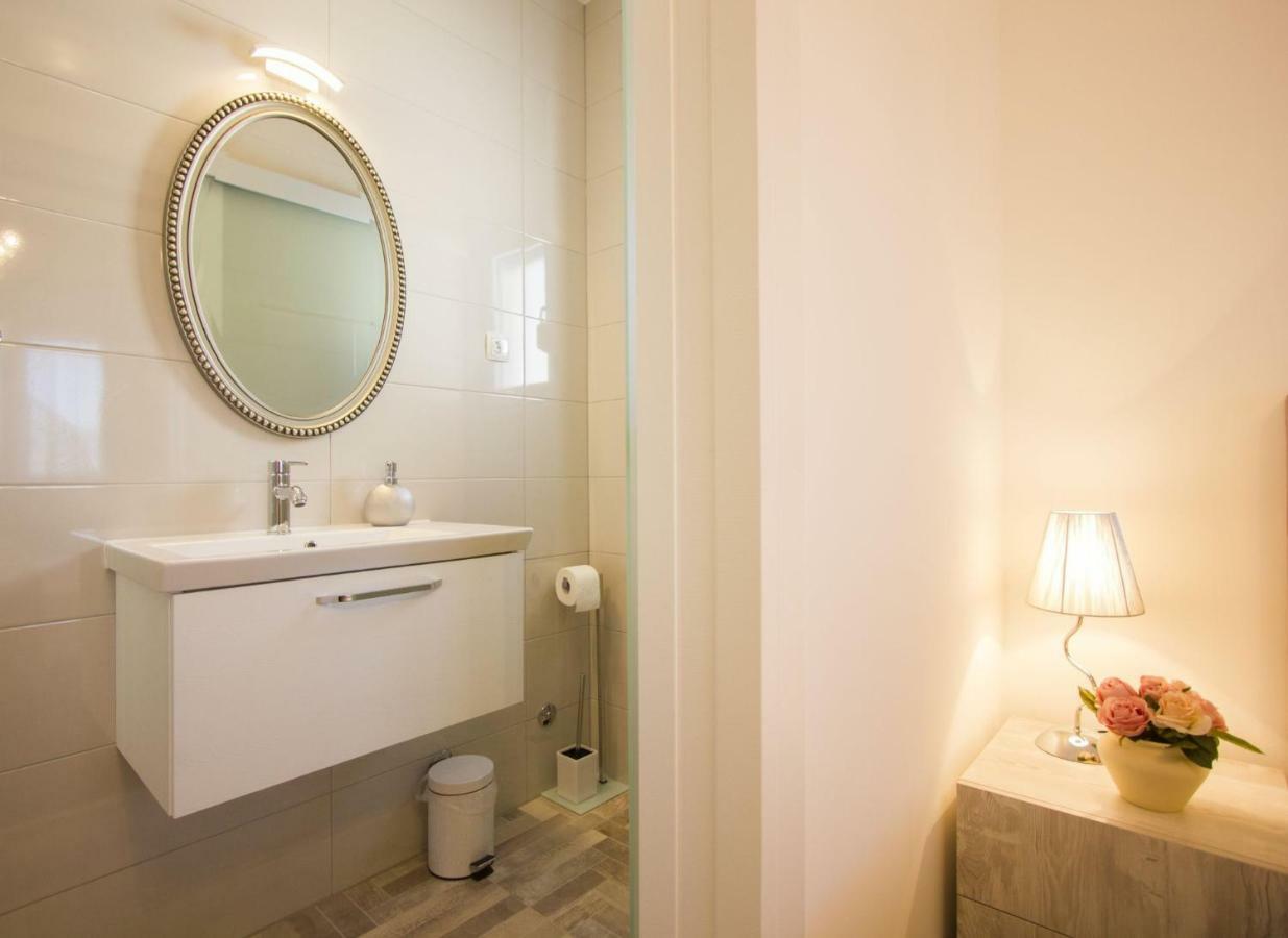 Paradise Lux Apartment Trogir Ngoại thất bức ảnh