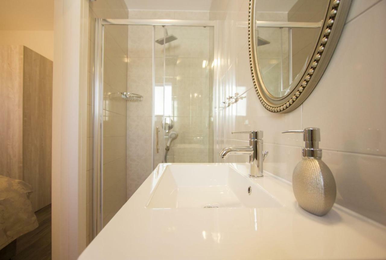 Paradise Lux Apartment Trogir Ngoại thất bức ảnh